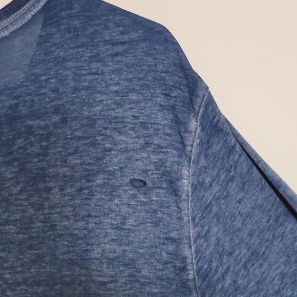 💥Forever 21 Distressed T-Shirt - Picture 9 of 10